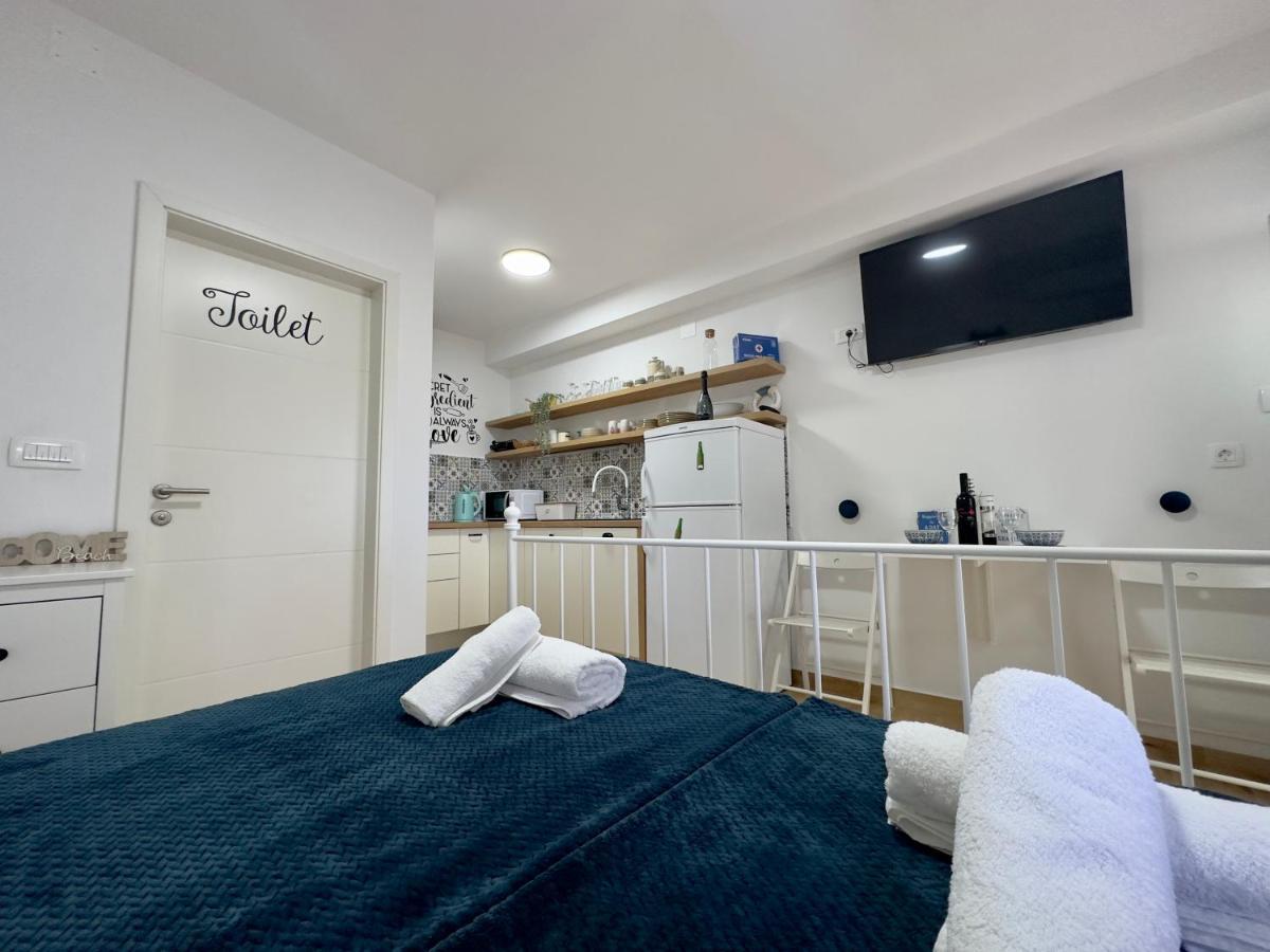Matek Family & Studio Apartment Rovanjska Dış mekan fotoğraf